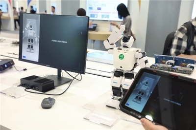 華為開發(fā)者大會2023 中軟國際攜手深開鴻加速推動開鴻智聯(lián)新產(chǎn)品、新場景、新突破